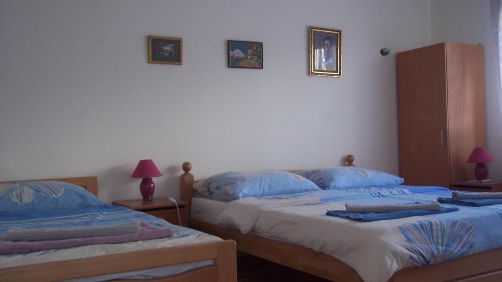 Rooms Zigic Korenica Kamer foto